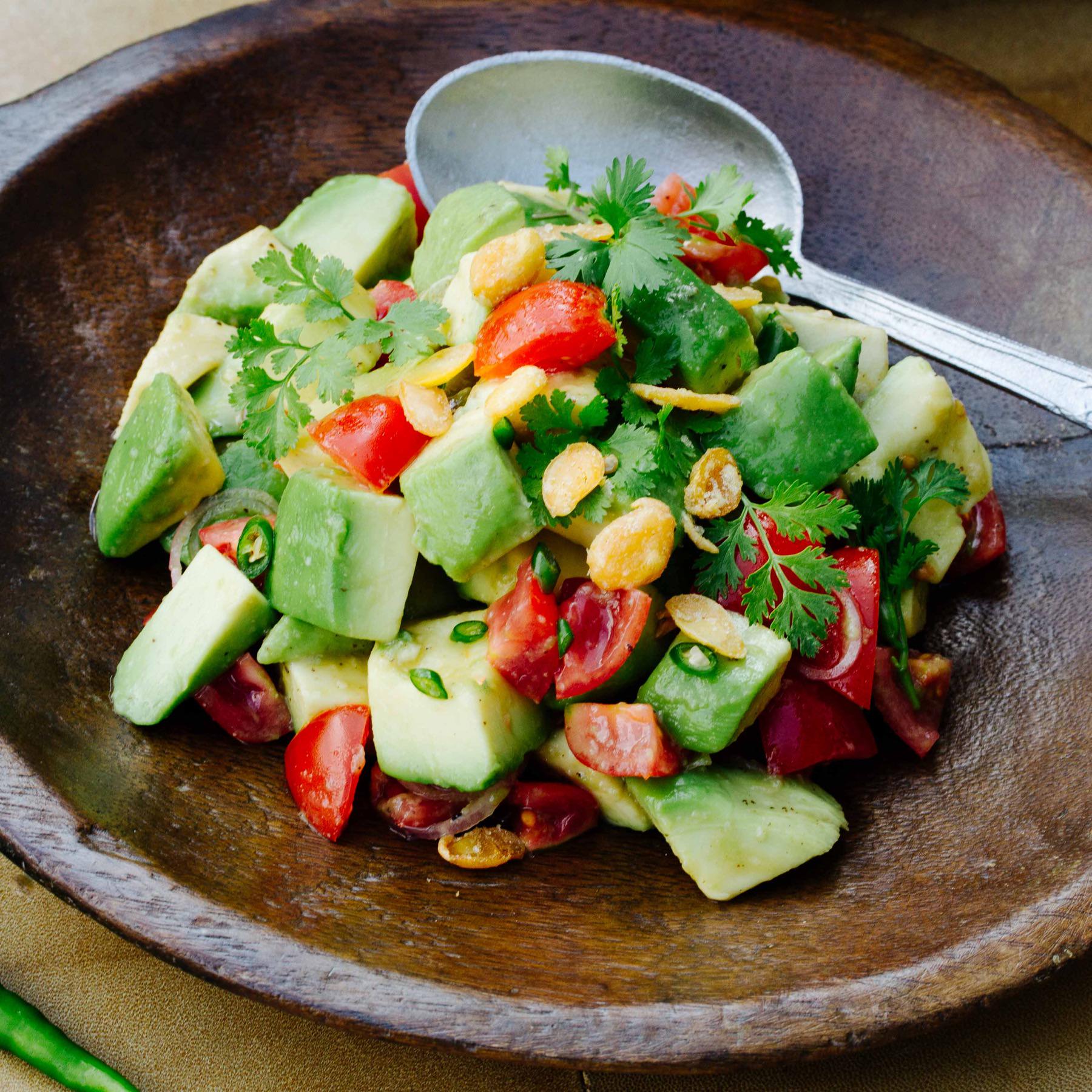 Avocado Salat aus Myanmar - Htau Patsi Thoke