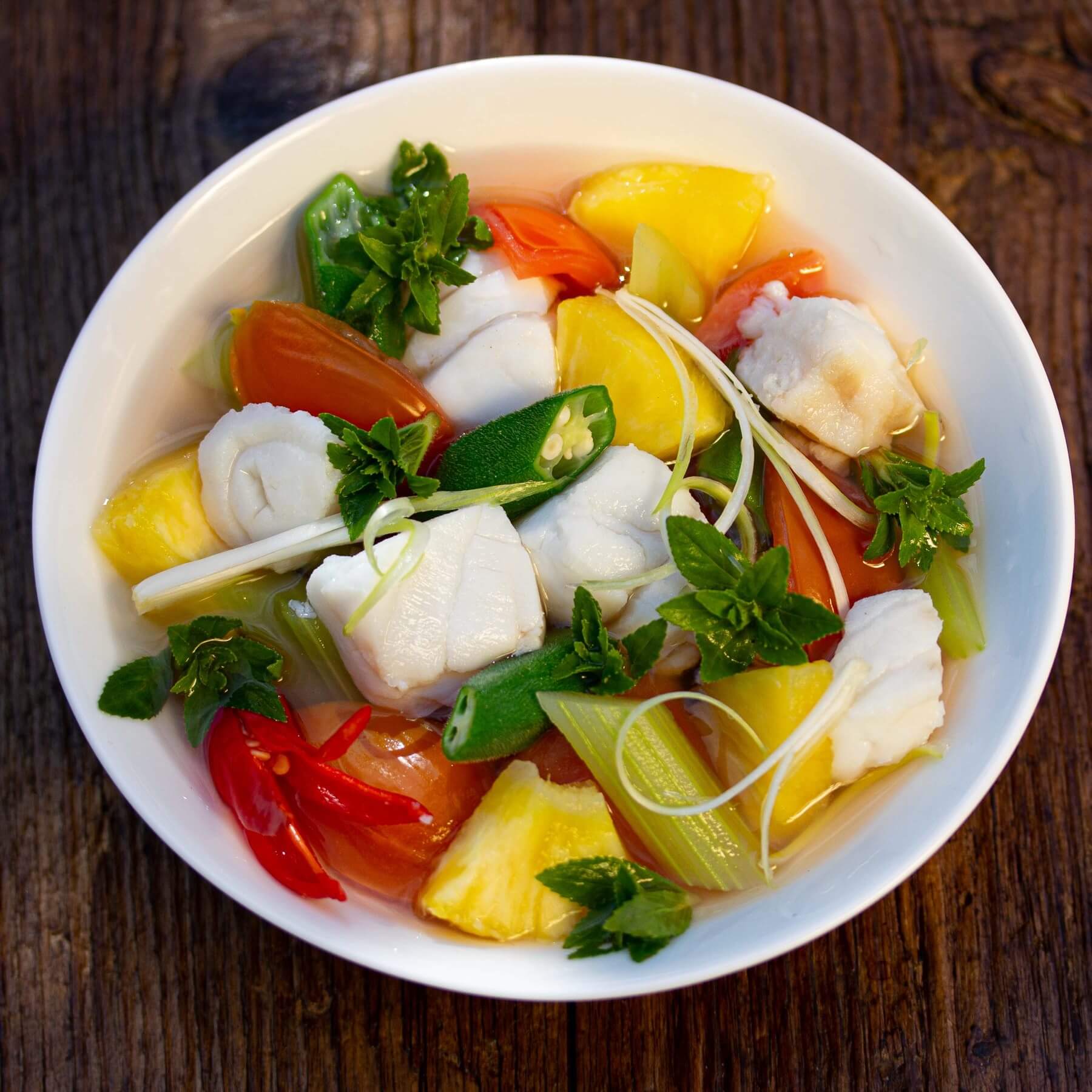 Süß-Saure Fischsuppe aus Vietnam