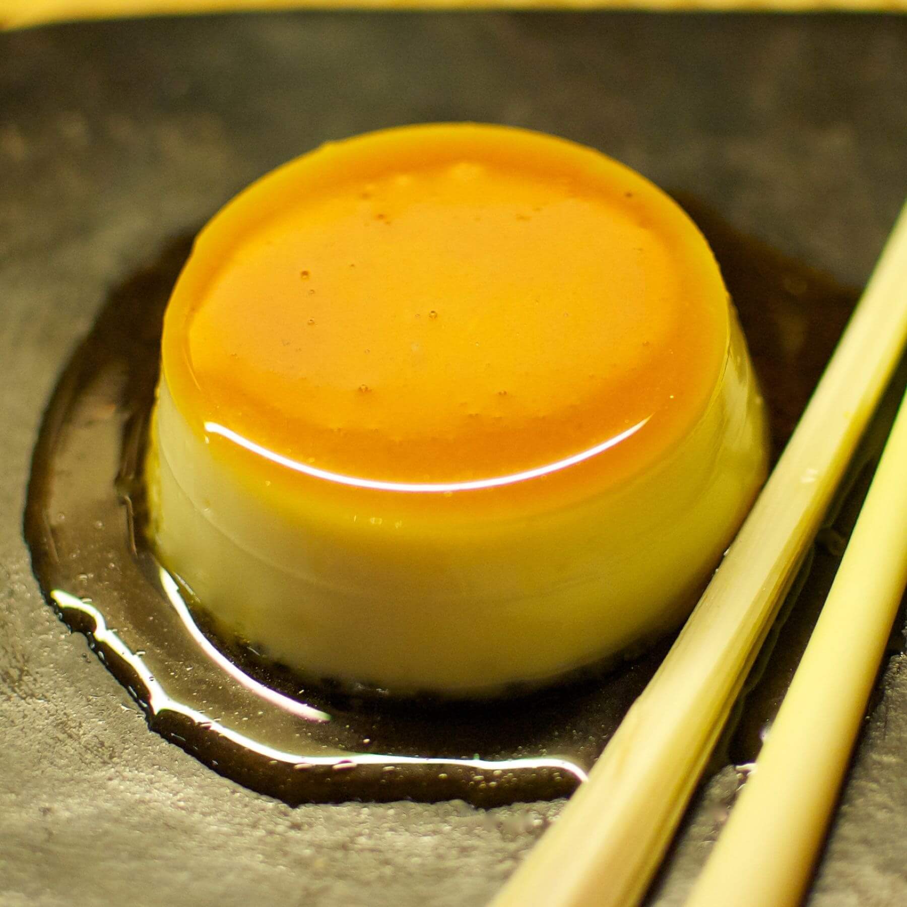 Crème Caramel mit Kokosmilch und Zitronengras