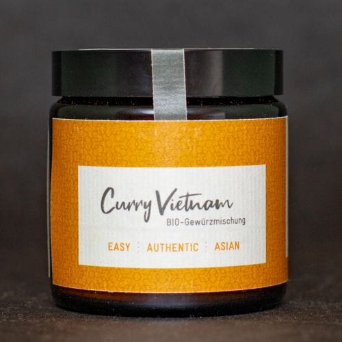 Curry-Vietnam-bio