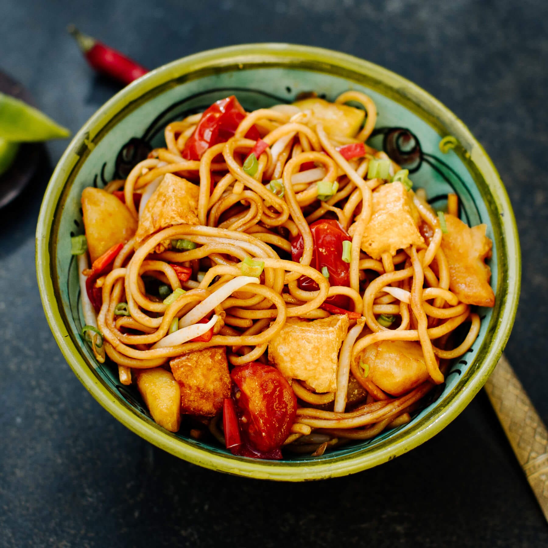 Veggie Mee Goreng – Indonesische gebratene Nudeln vegetarisch