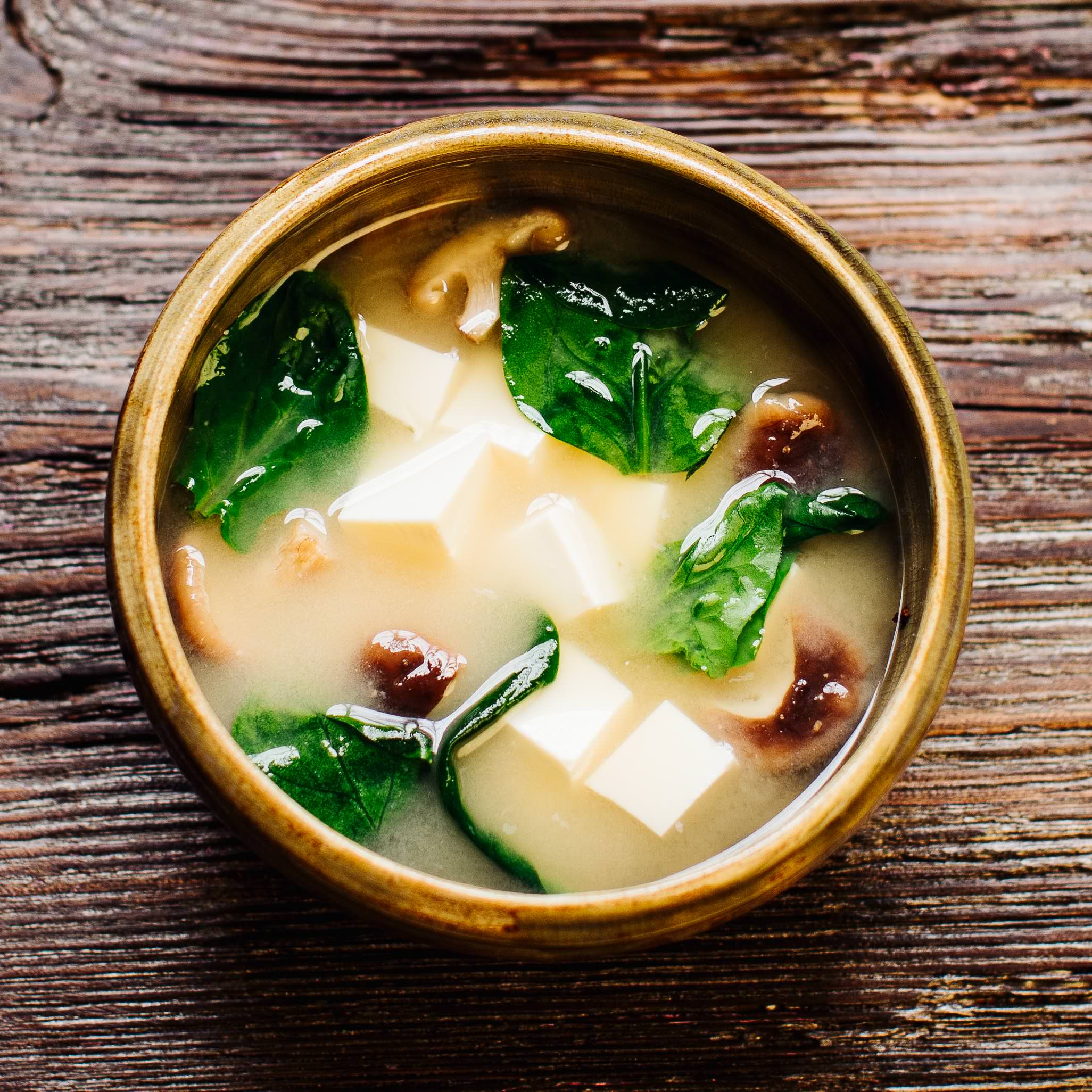 Misosuppe mit Shiitake-Pilzen und Tofu – Miso Shiru
