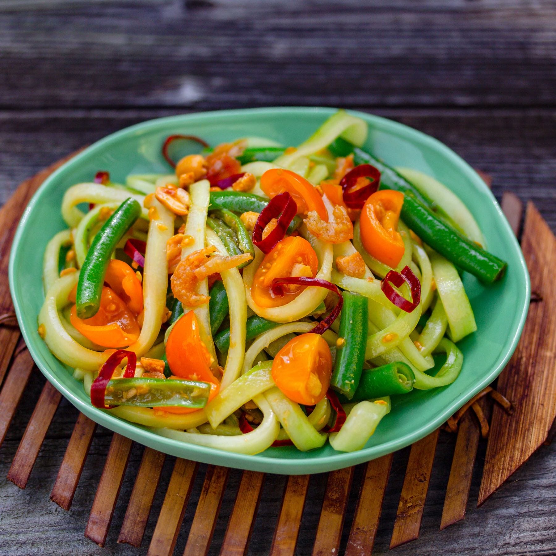 Thailändischer Gurkensalat - Som Tam Taeng
