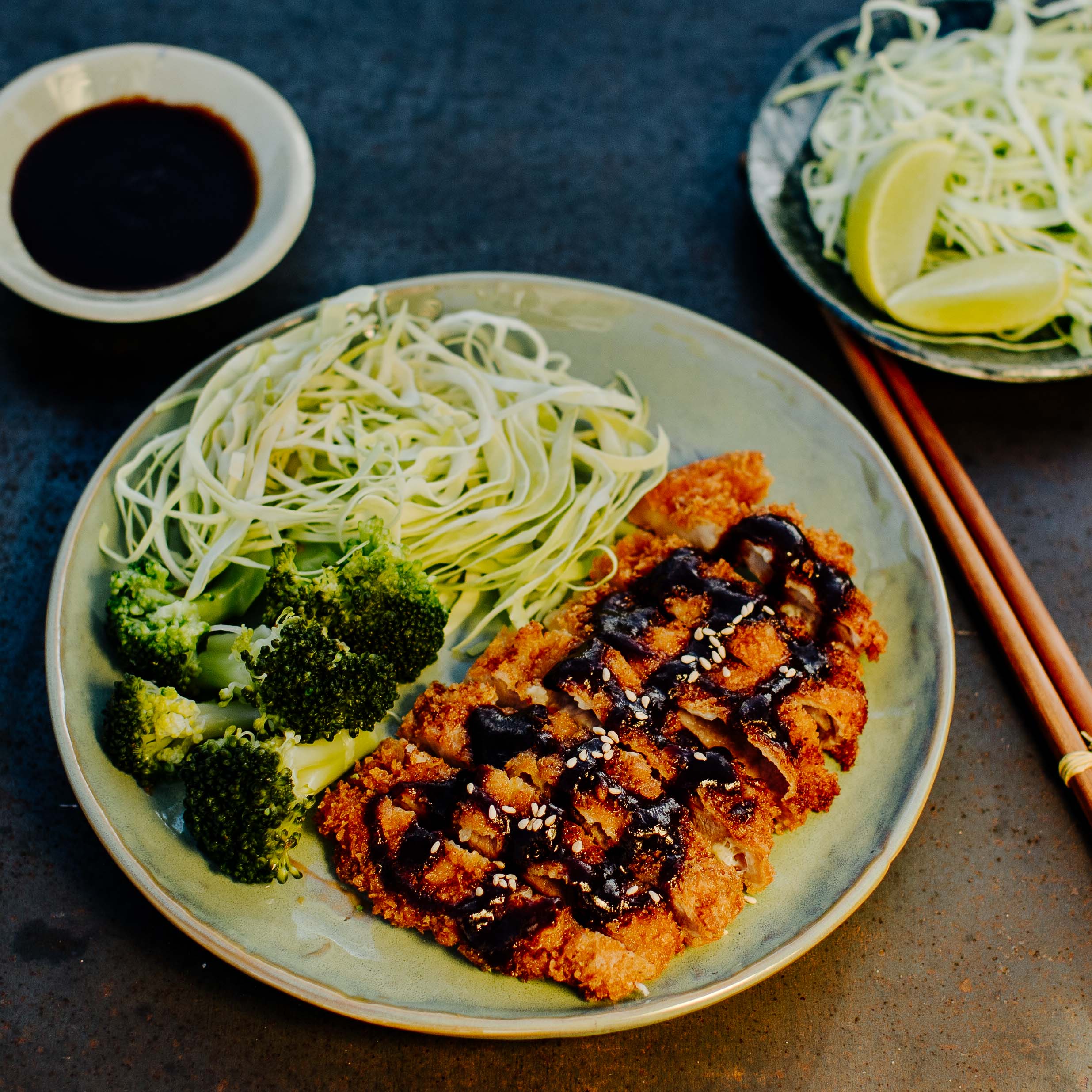 Paniertes Schnitzel aus Japan -Tonkatsu