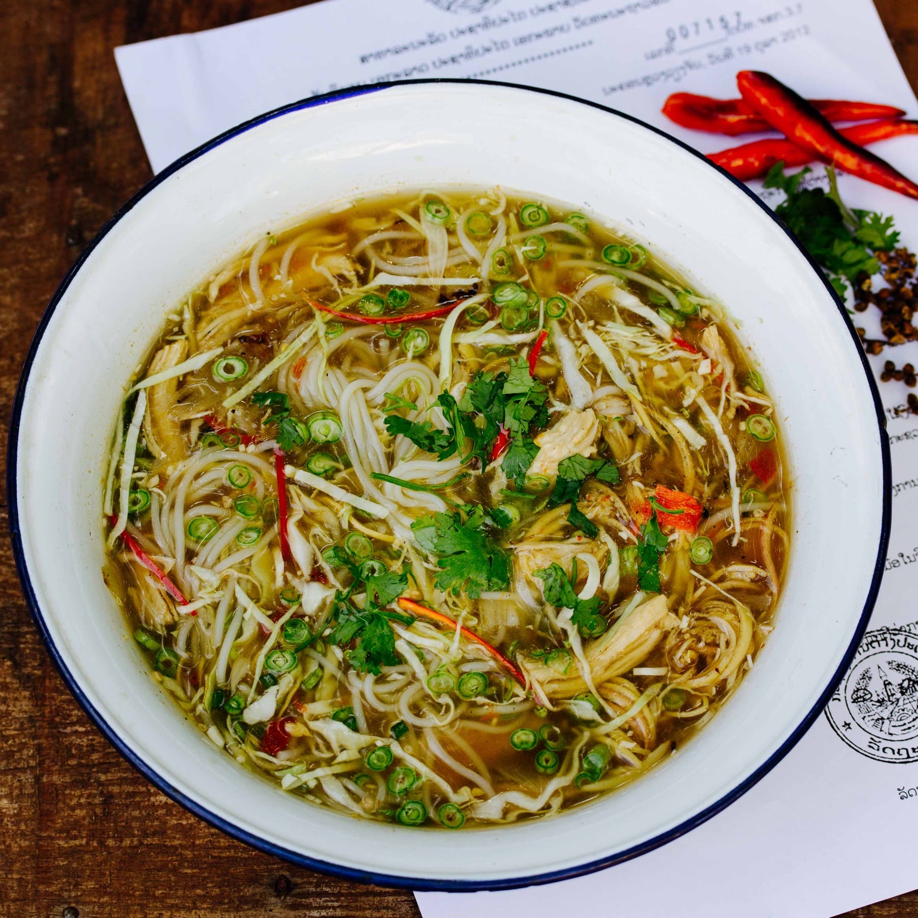 Hühnersuppe Xieng Khouang mit Szechuan Pfeffer